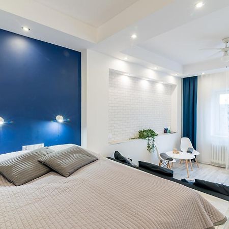 Lux Apartment In White 格但斯克 外观 照片