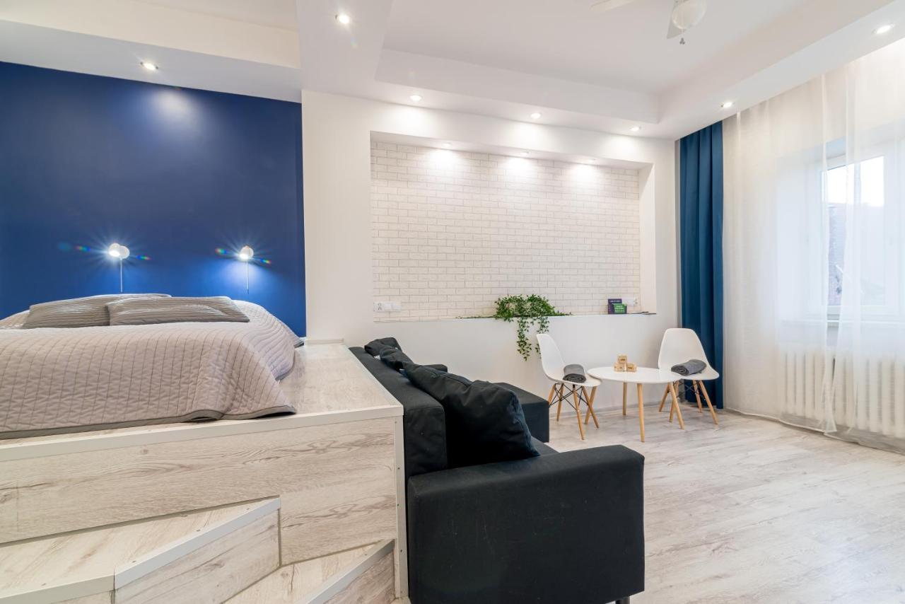 Lux Apartment In White 格但斯克 外观 照片