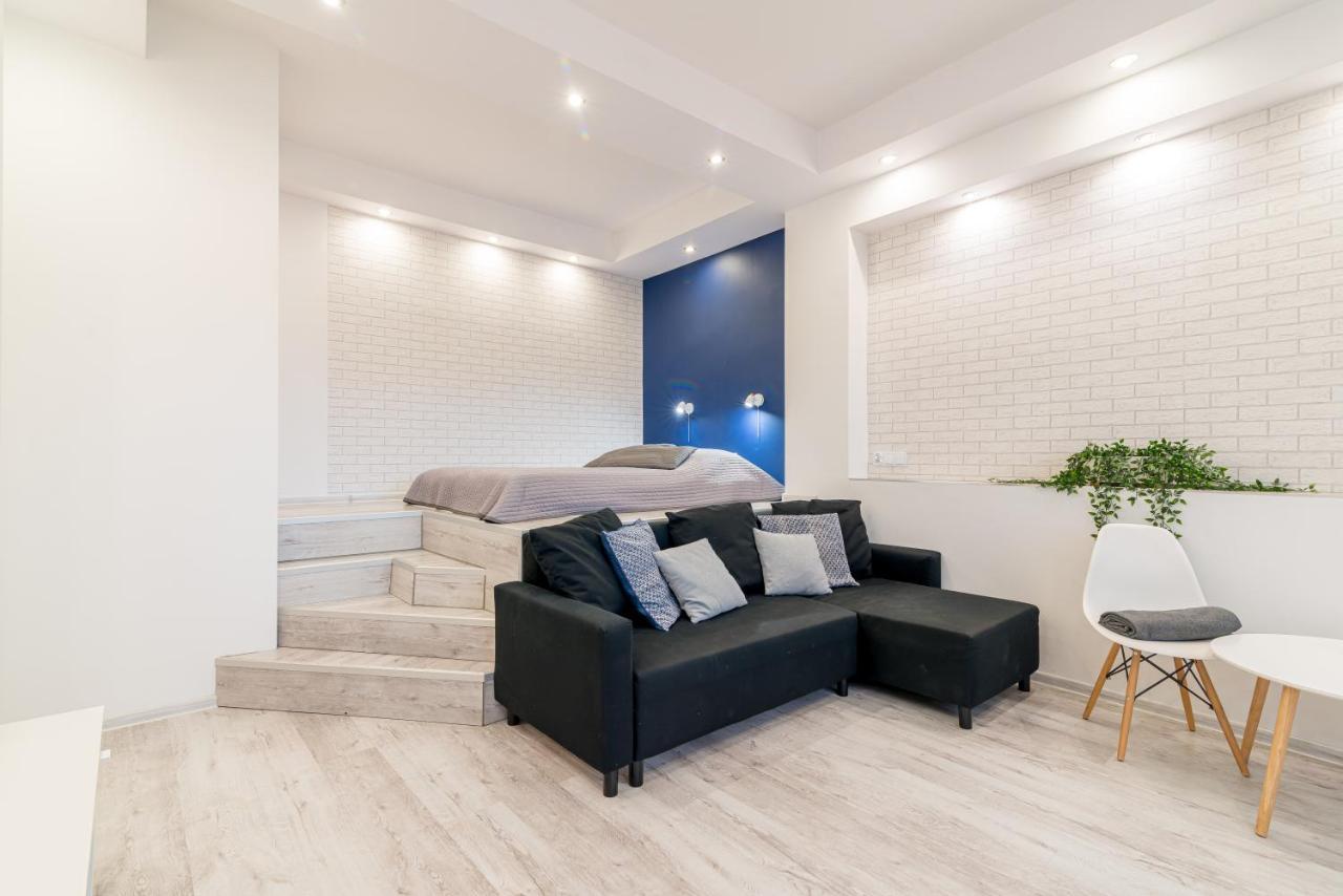 Lux Apartment In White 格但斯克 外观 照片