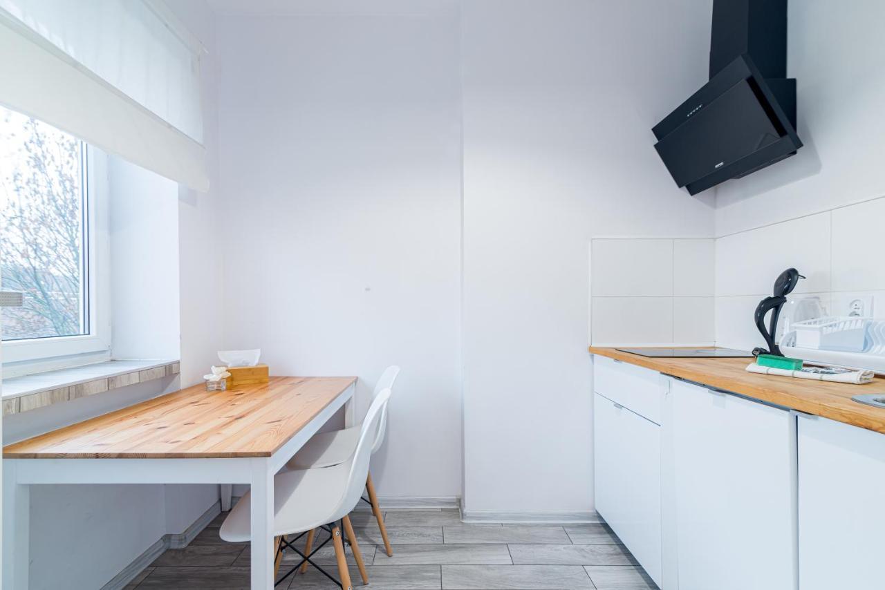 Lux Apartment In White 格但斯克 外观 照片