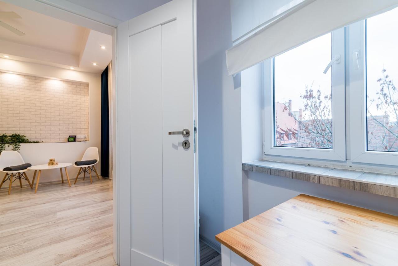 Lux Apartment In White 格但斯克 外观 照片